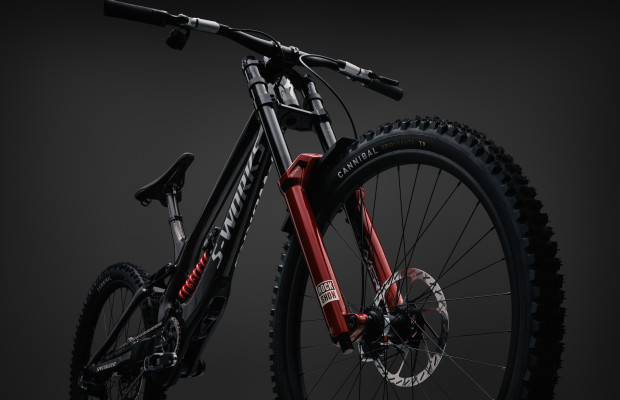 Specialized reaches a new technological level with the S-Works Demo 11