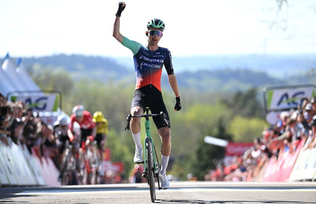 Paul Seixas makes it easy and wins the Flèche Wallonne 2026 in his debut