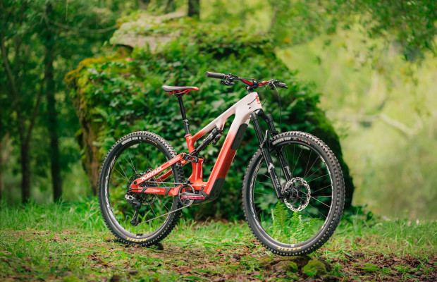 Moins de puissance et plus de contrôle, c'est ainsi que se présente la nouvelle Kona Remote 160 CR avec une philosophie de VTT électrique léger