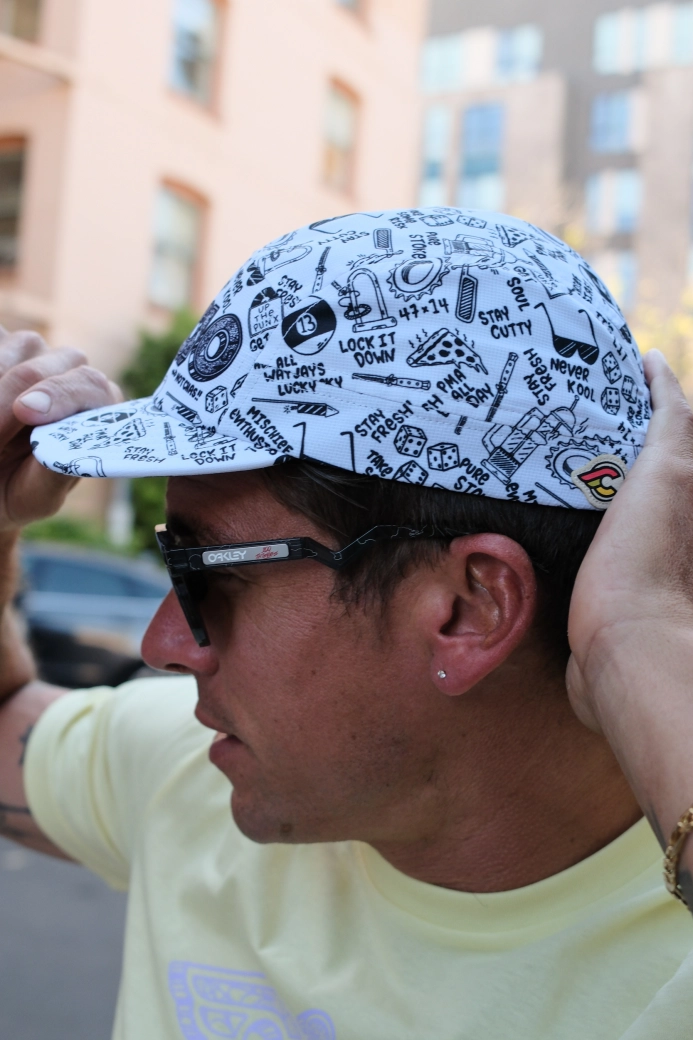 Cinelli lanza una colección lifestyle inspirada en el rendimiento urbano y renueva su equipación técnica para 2026