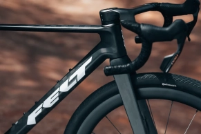 Aero inspiration for gravel and at the limit of 7 kg: this is the new Felt Breed