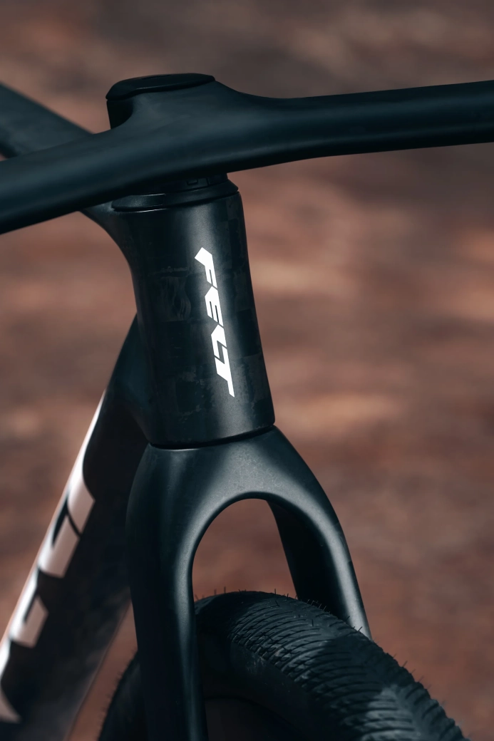 Inspiración aero para gravel y al límite de los 7 kg: así es la nueva Felt Breed