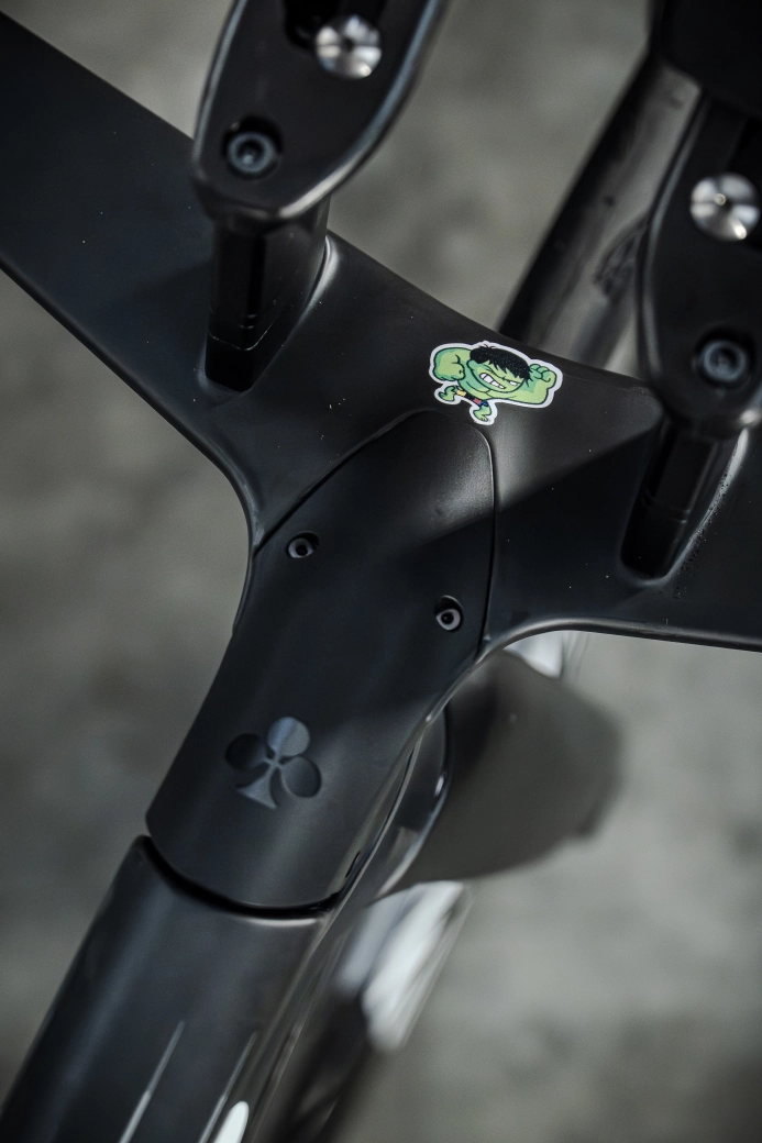 Pogacar estrena un prototipo de la Colnago TT2 en Romandía