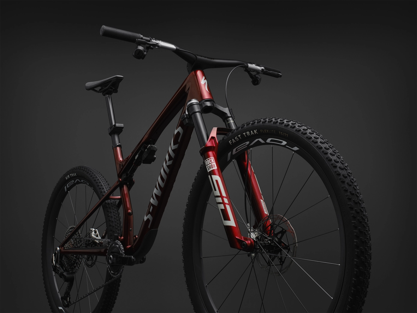 “La XC más ligera, rápida y capaz del mundo”: la nueva Specialized Epic 9 baja hasta los 8,5 kg sin renunciar a nada