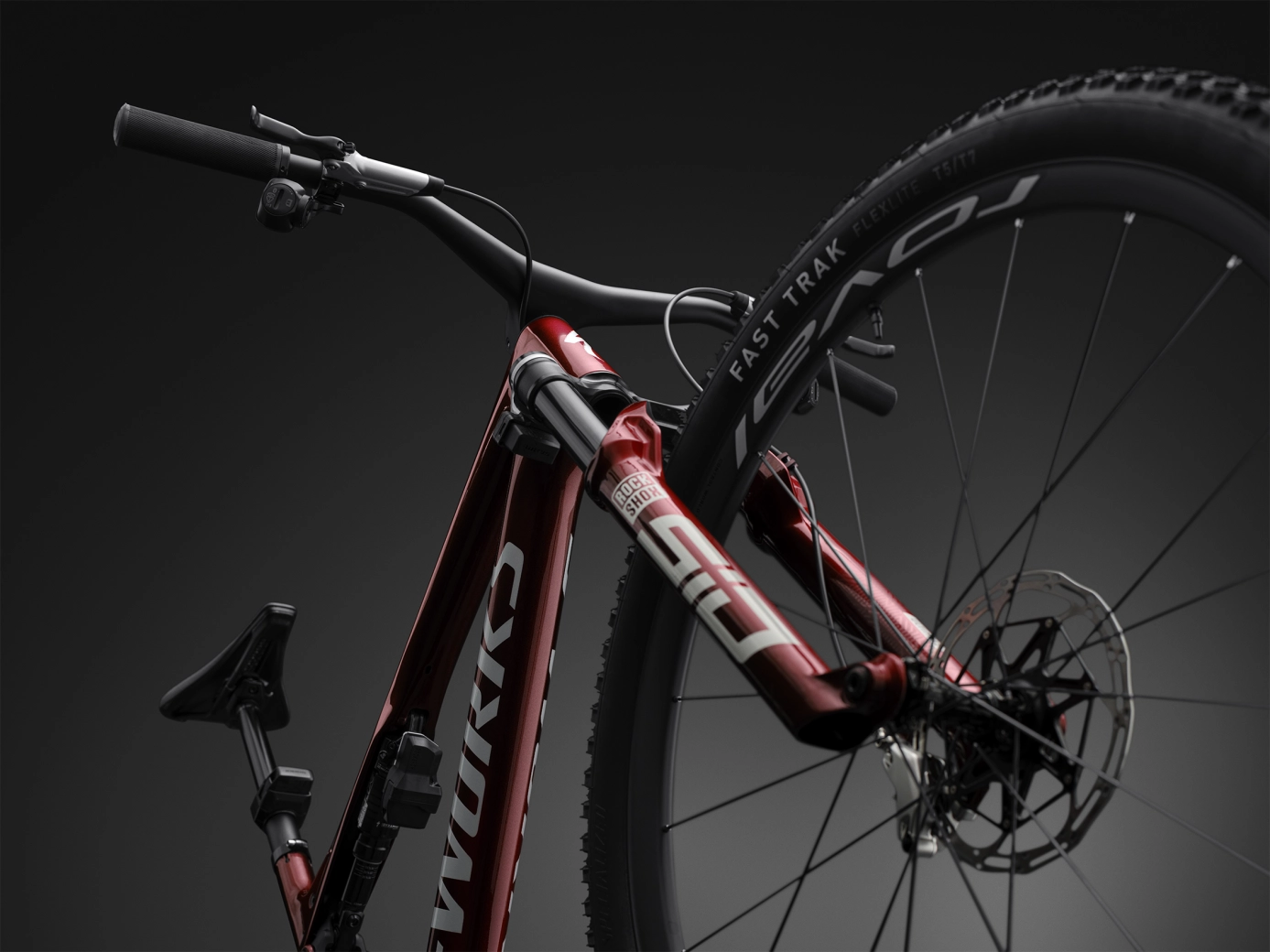 “La XC más ligera, rápida y capaz del mundo”: la nueva Specialized Epic 9 baja hasta los 8,5 kg sin renunciar a nada