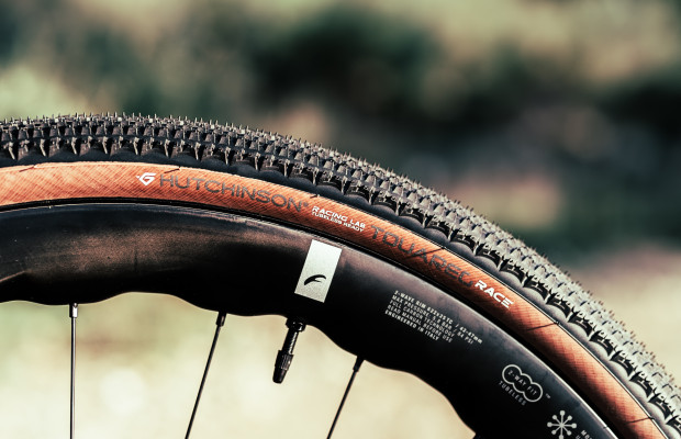 Hutchinson bets on gravel racing with Touareg Race, Caracal Race GS, and tires up to 50 mm
