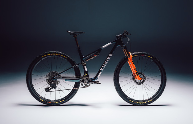 Canyon Lux World Cup CFR 2027: más ligera, más radical y con anti-squat ajustable