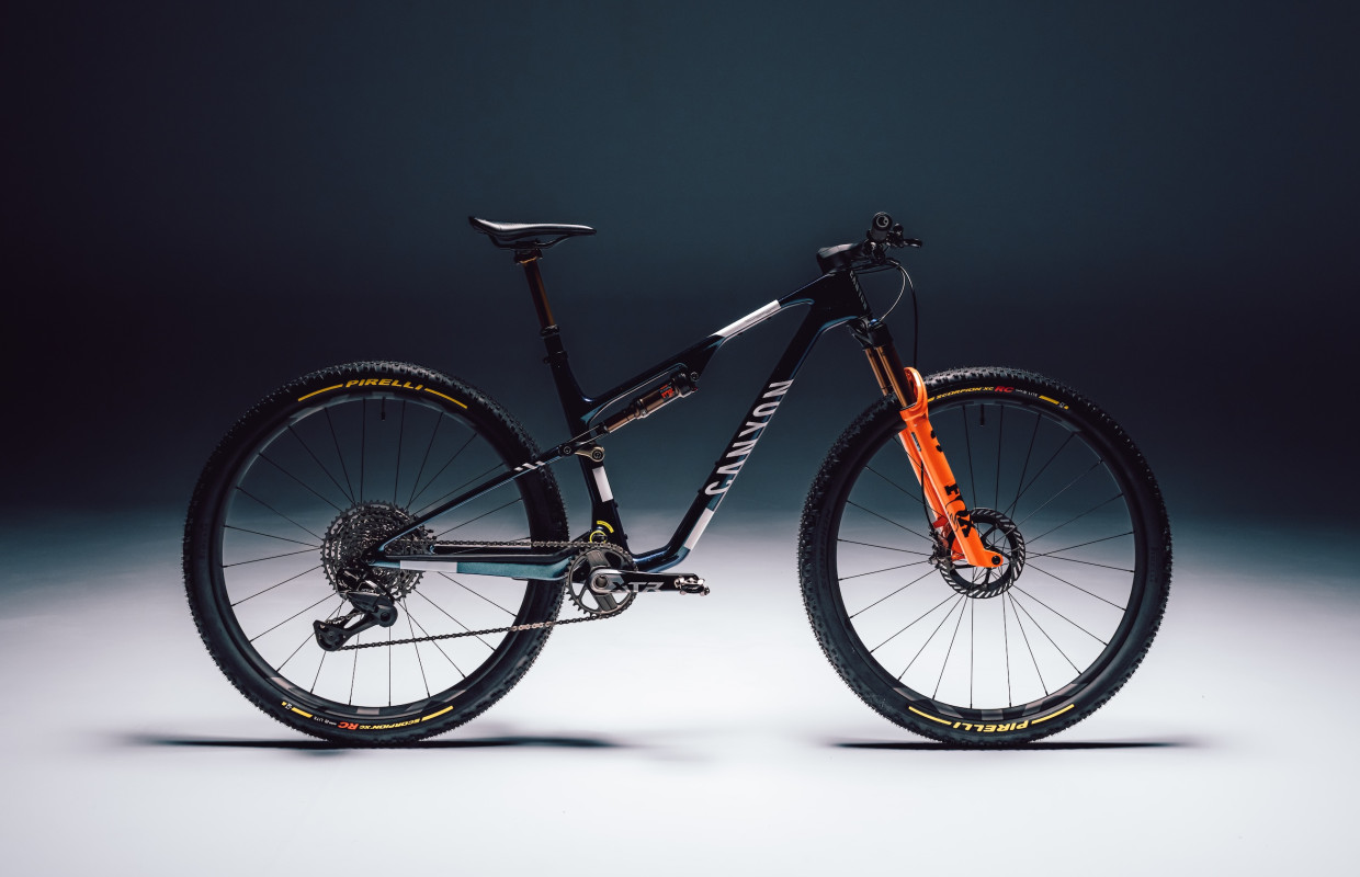 Canyon Lux World Cup CFR 2027: mais leve, mais radical e com anti