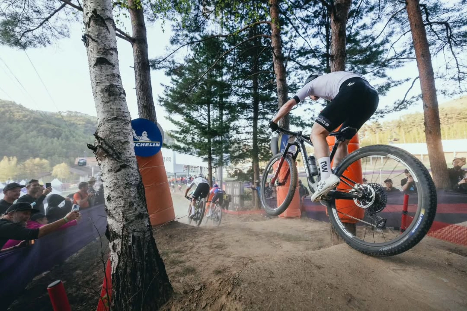 Lapierre debuts new team and bike at the 2026 World Cup