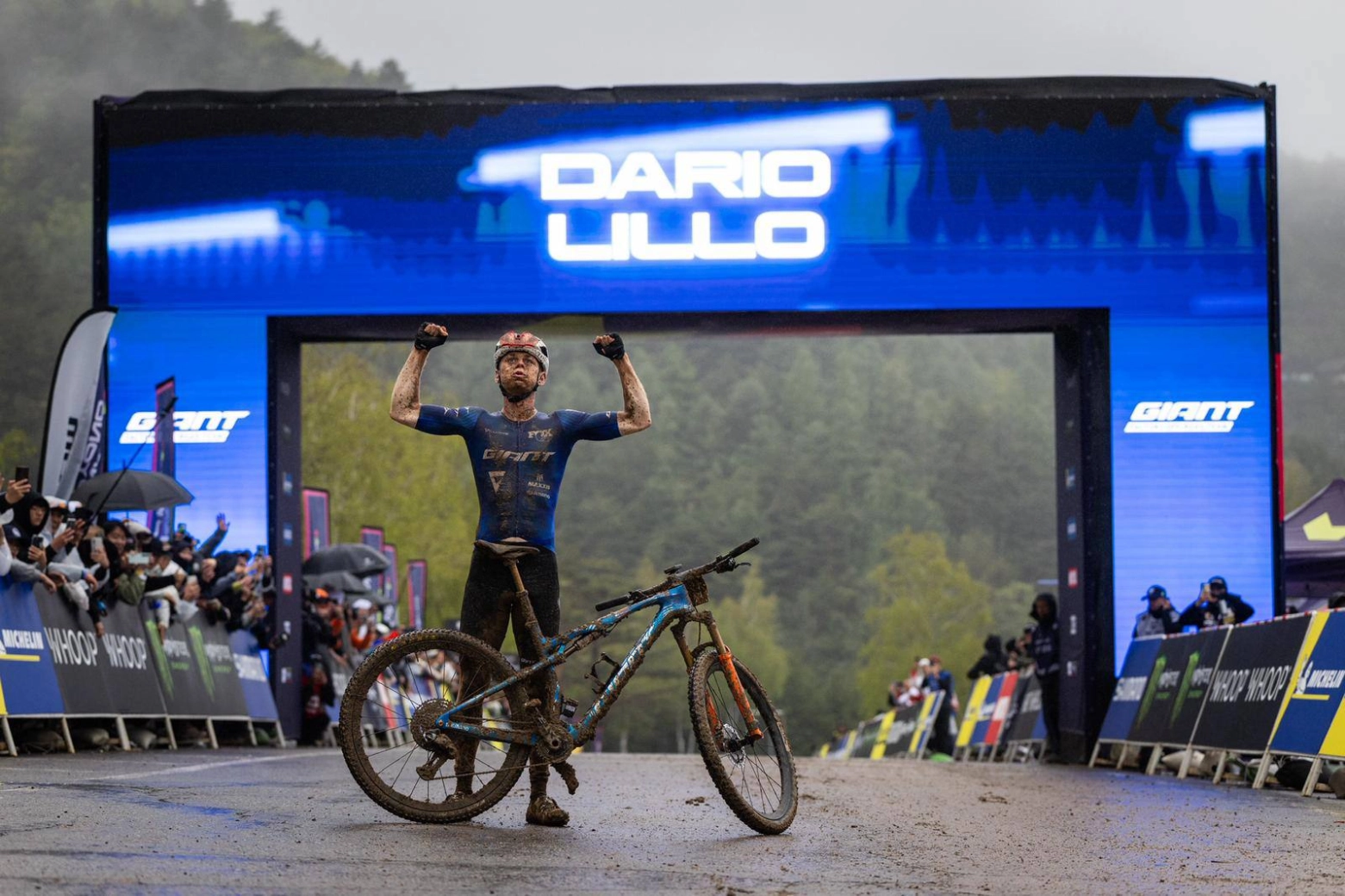 "No he sentido algo así jamás en la vida": Lillo domina en el barro de YongPyong y sale líder de la Copa del Mundo