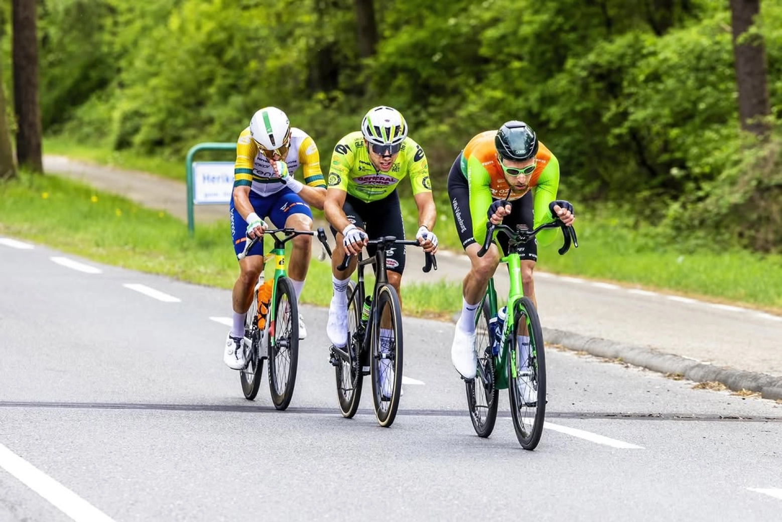 “Otra vez me han descalificado”: la guerra entre Van Schip y la UCI suma ya tres expulsiones