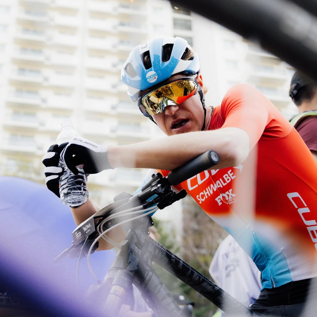 A grande revelação da Copa do Mundo XCO correu com a futura Cube AMS Zero99