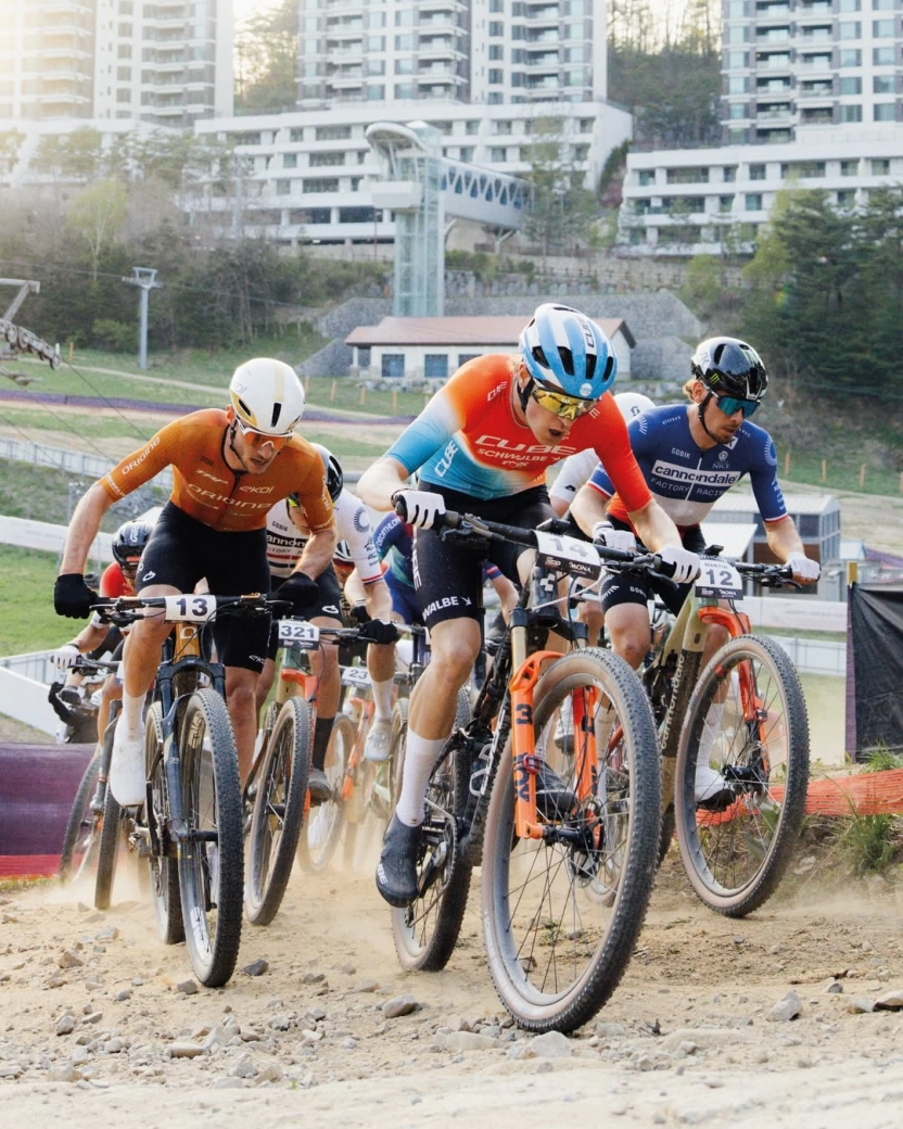 A grande revelação da Copa do Mundo XCO correu com a futura Cube AMS Zero99