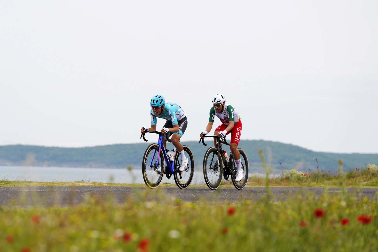 The Giro starts with a massive crash and Paul Magnier dressed in pink