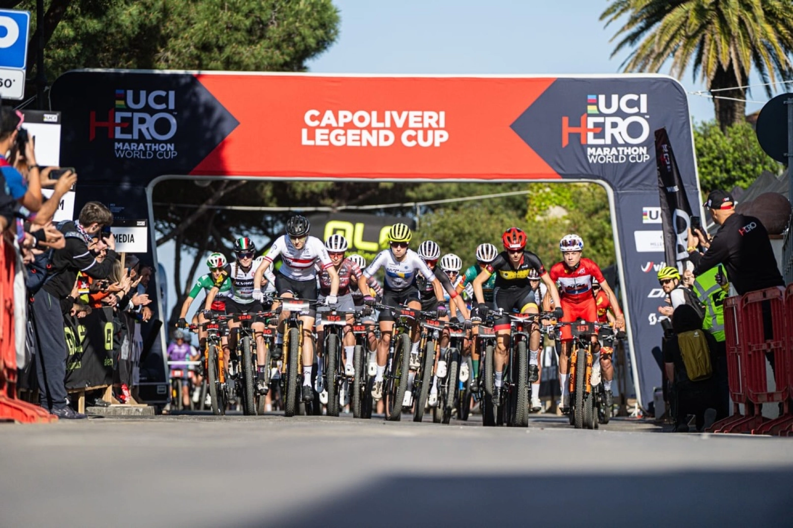 Natalia Fischer sube al podio en la Copa del Mundo XCM de Capoliveri y Valero hace Top 15: Dorigoni y Weinbeer ganan