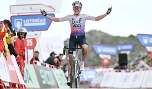 Paula Blasi fait l'histoire à l'Angliru et remporte La Vuelta 2026