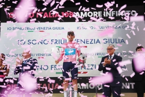 Paul Magnier vuelve a ganar en el Giro tras un sprint agónico ante Milan y Groenewegen