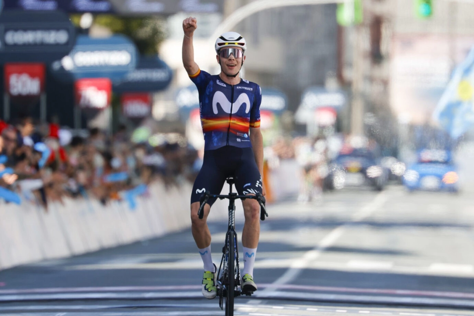 Movistar blinda a Iván Romeo hasta 2030 y asegura a una de las grandes joyas del ciclismo español