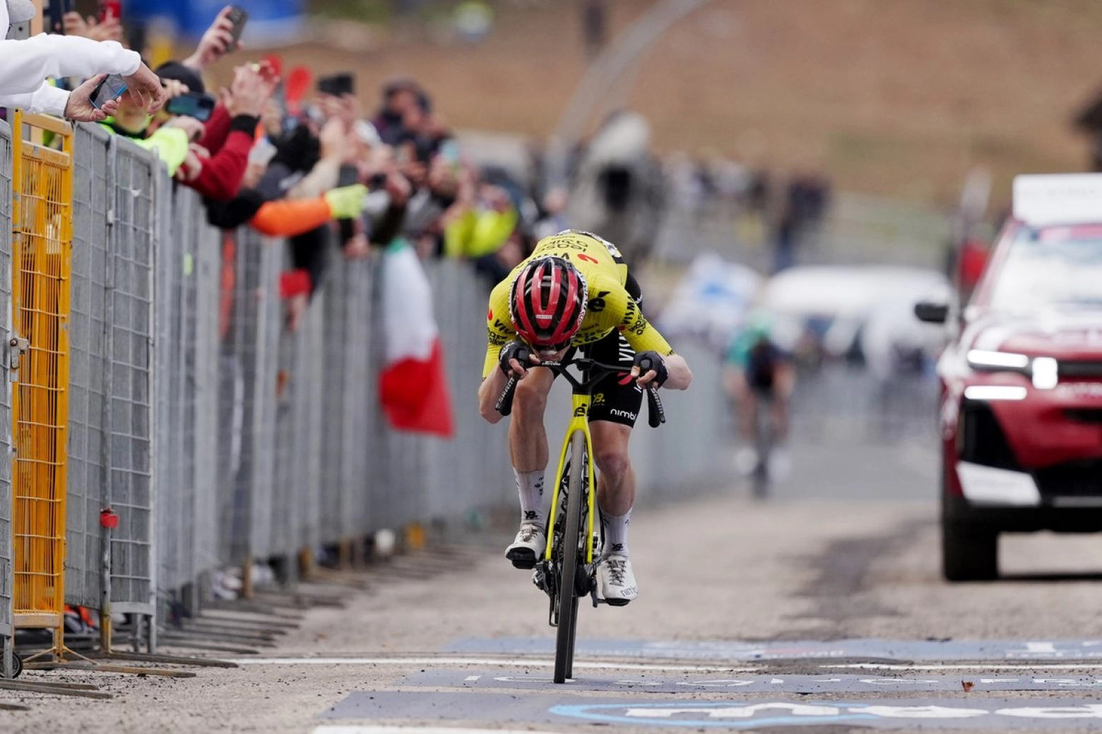 Vingegaard revienta el Blockhaus y lanza el primer golpe del Giro 2026