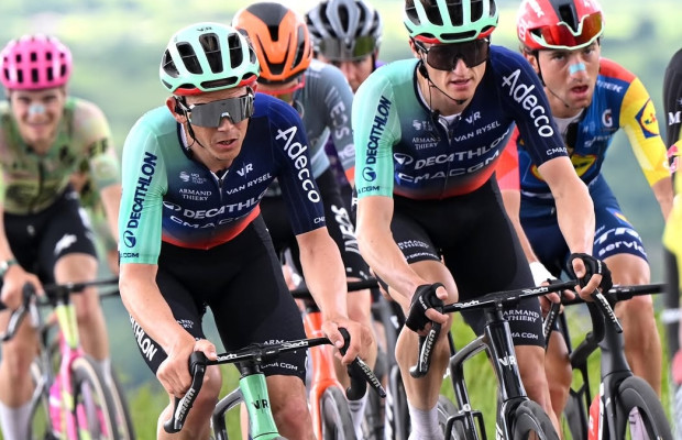 Est-ce que Felix Gall est la grande menace pour Vingegaard dans ce Giro ? "Au début, ça m'a dérangé de ne pas pouvoir le suivre"