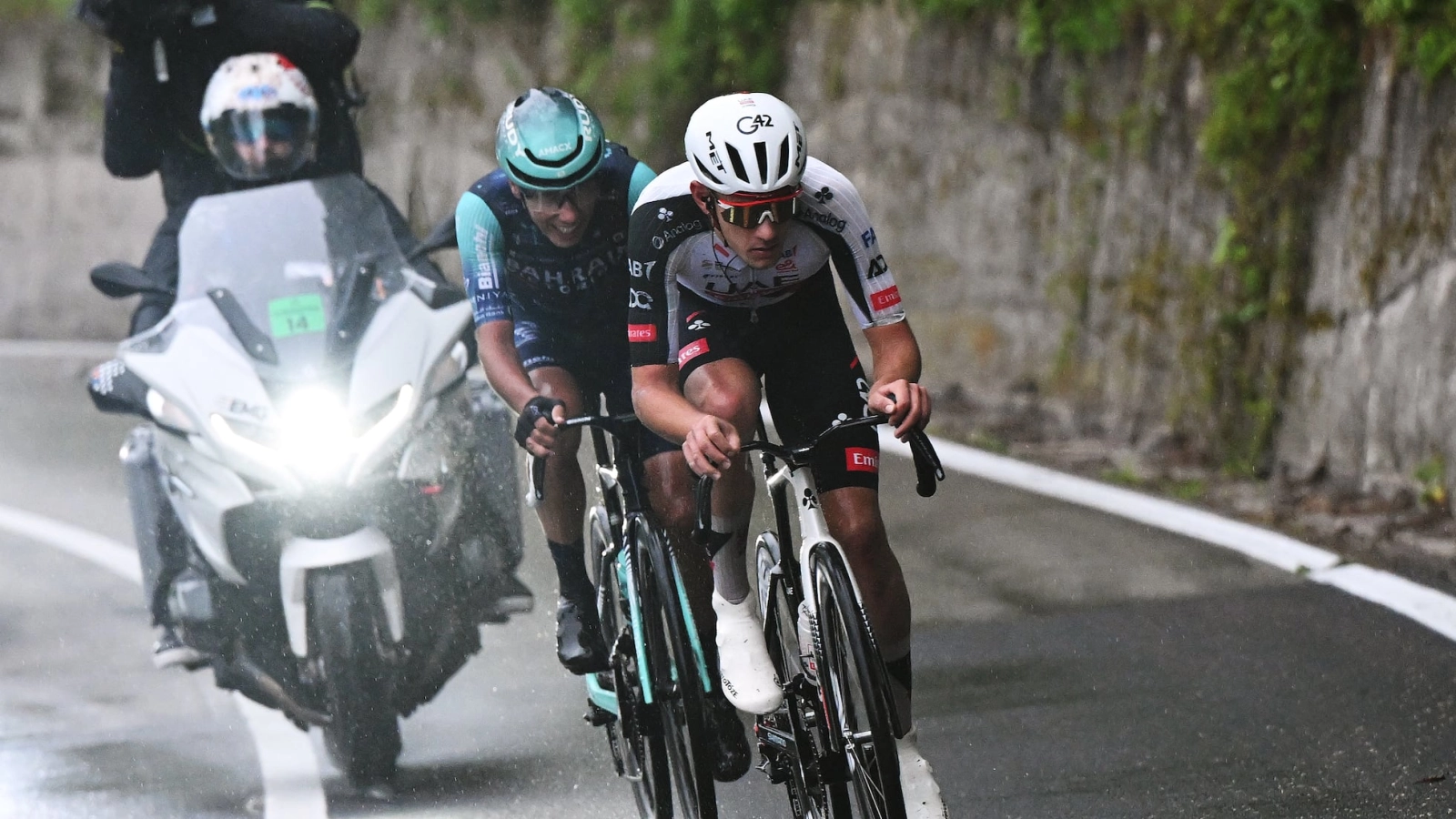 Why the UAE time trial tires do not explain the falls in the rain at the Giro