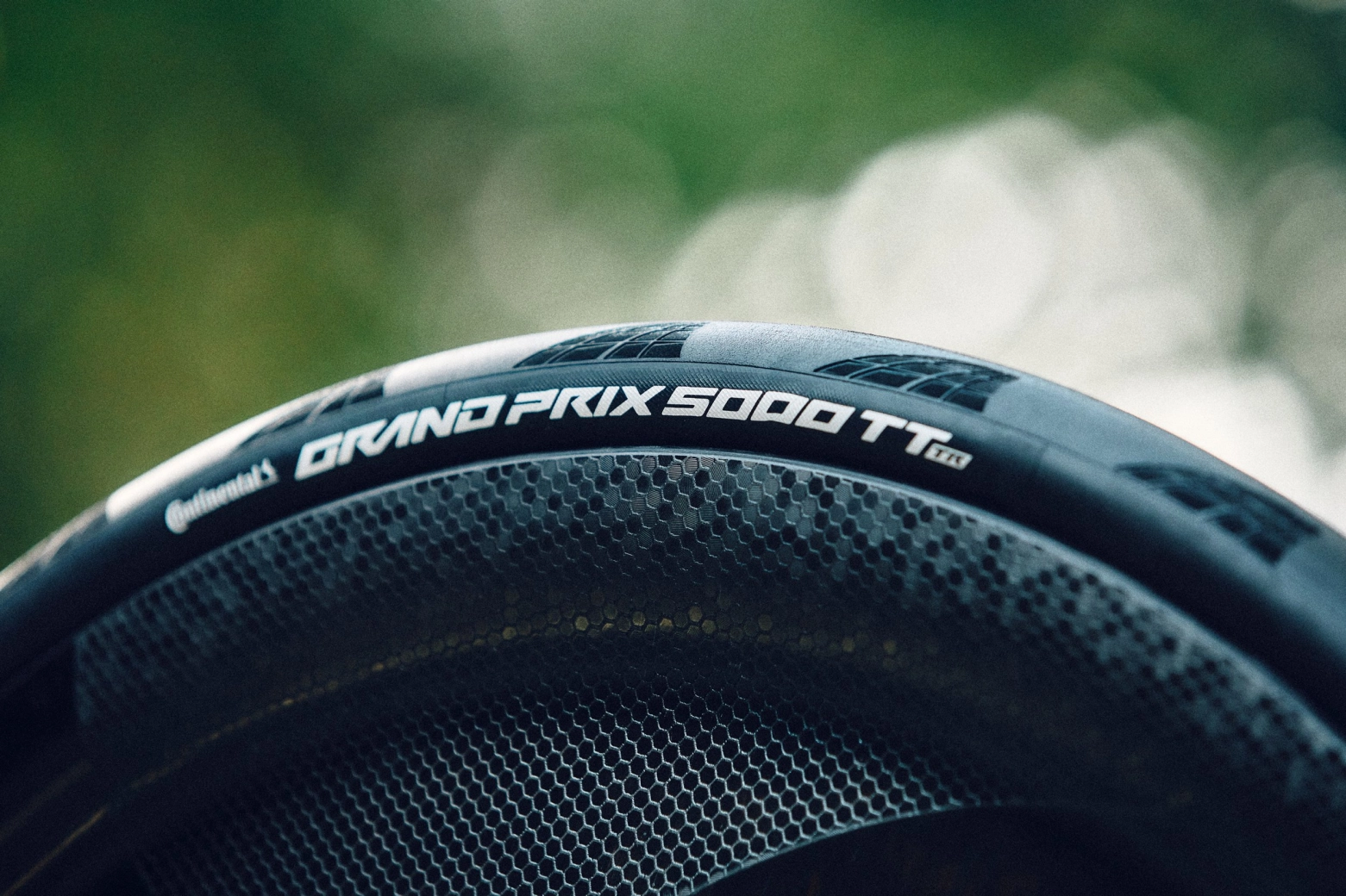Why the UAE time trial tires do not explain the falls in the rain at the Giro