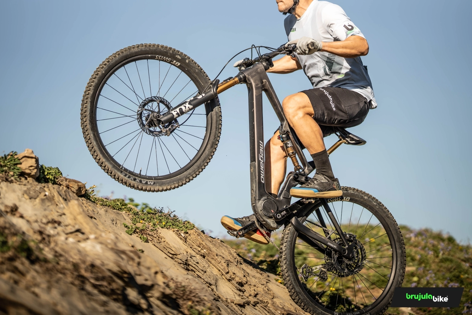 Avinox responde a las críticas y defiende los motores potentes para eMTB: “Más potencia no significa más velocidad”