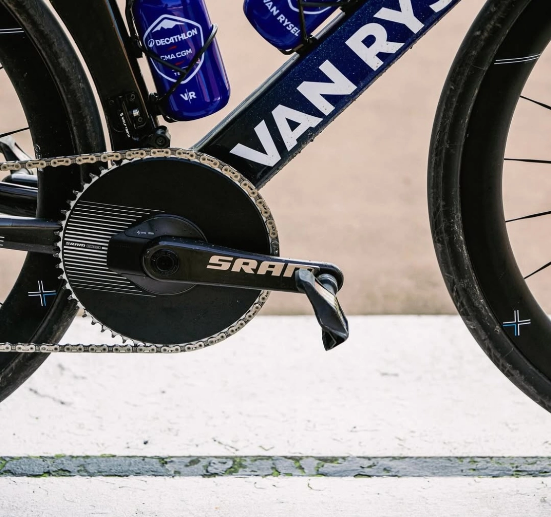 SRAM le gana la batalla judicial a la UCI y el límite a los desarrollos se queda sin futuro