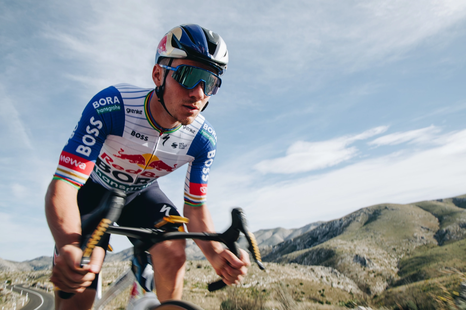 Specialized lanza el S-Works Evade 4, su casco aero más avanzado y refrigerado hasta la fecha