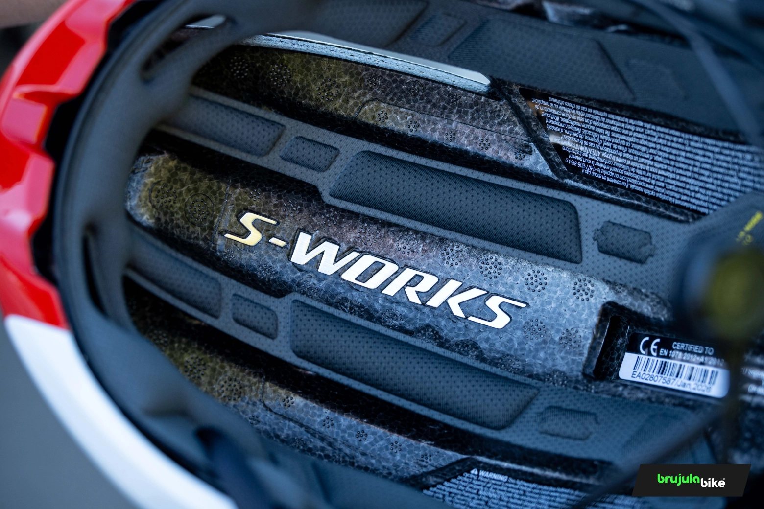 Probamos el nuevo Specialized S-Works Evade 4: no revoluciona la saga, pero mejora prácticamente todo
