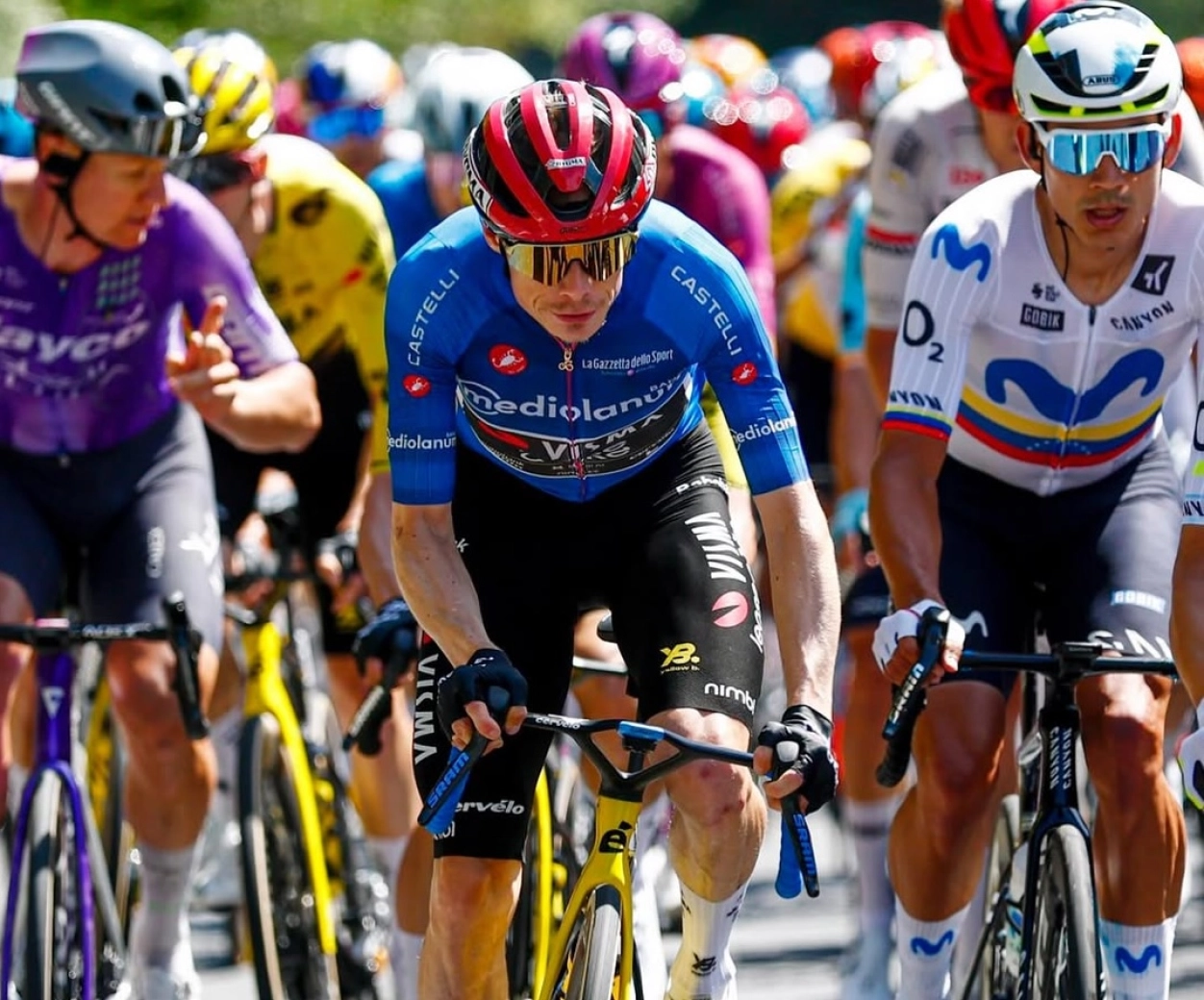 Vingegaard revela que ha estado enfermo durante la primera semana del Giro 2026