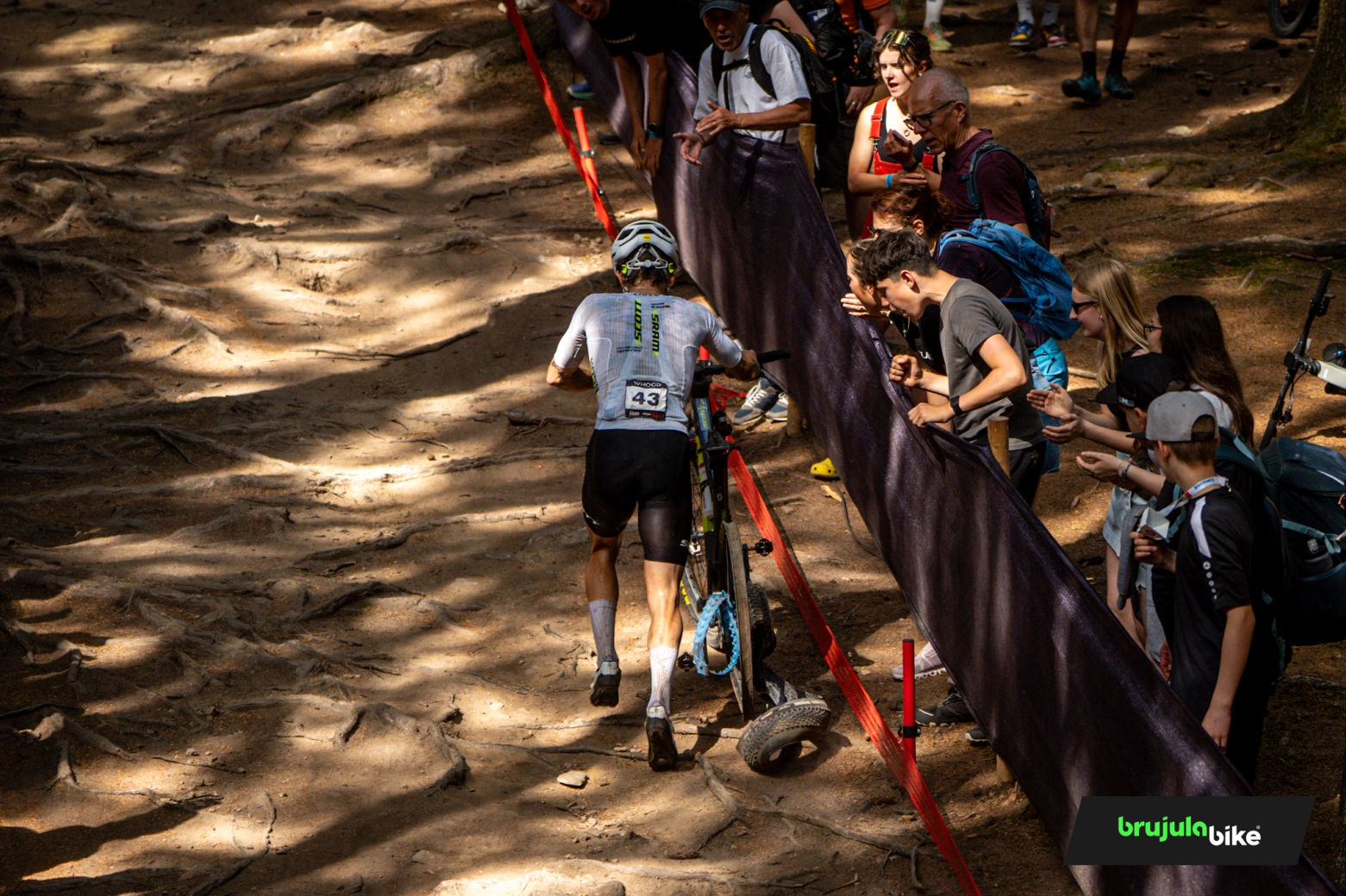 Tom Pidcock wins the XCO World Cup in Nové Město and matches Nino Schurter's record of victories