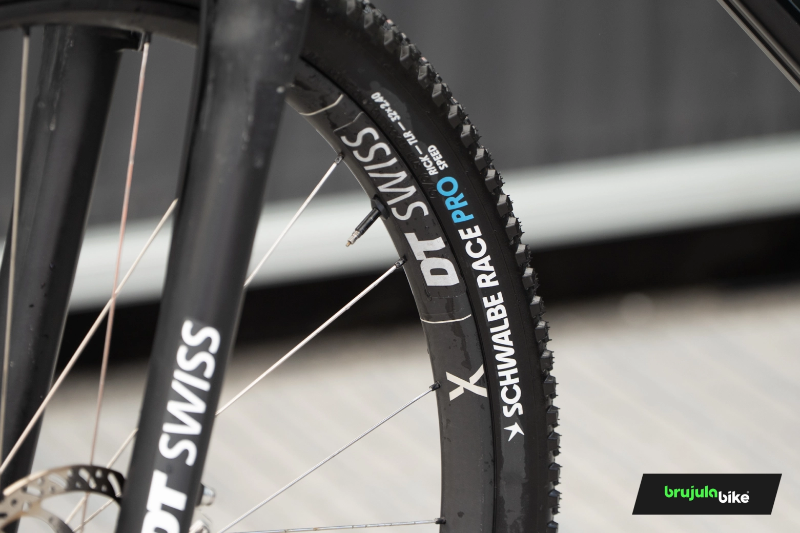 DT Swiss llevó una MTB de 32" a Nove Mesto y ya está a la venta
