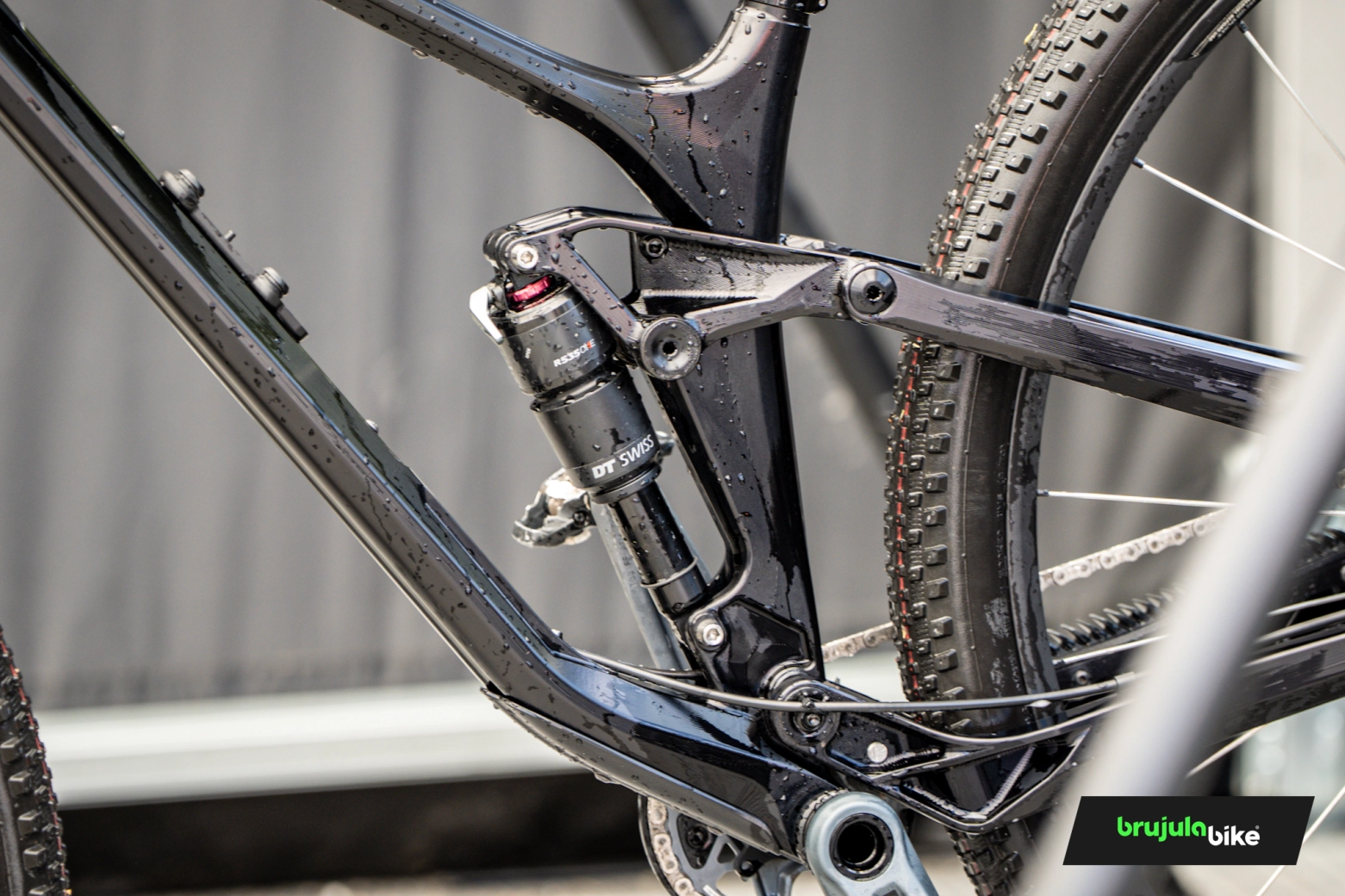 DT Swiss llevó una MTB de 32" a Nove Mesto y ya está a la venta