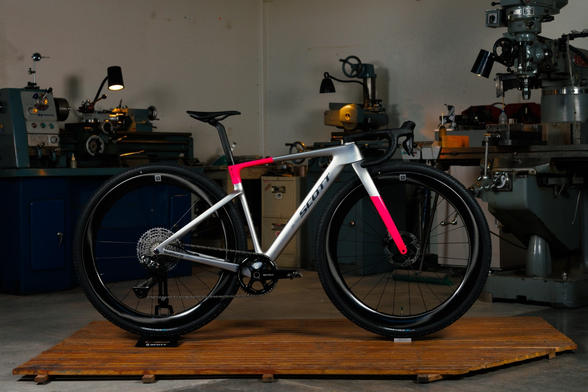 SCOTT entra en las 32” con esta gravel radical: así es la SCOTT RC Gravel 32