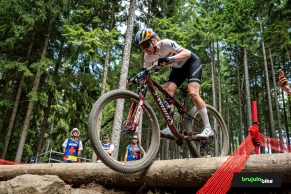 The S-Works Epic 9 won again in Nove Mesto: a detailed look at Laura Stigger's bike