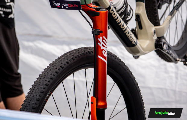 Caçamos a futura Cannondale Lefty e vem com mudanças importantes