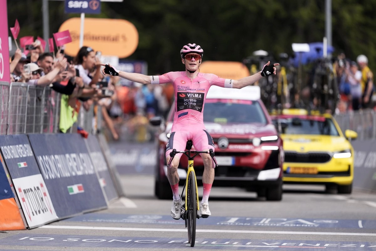 Vingegaard vuelve a arrasar en alta monta&ntilde;a y tiene el Giro en el bolsillo