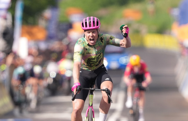 Michael Valgren resurge en el Giro con una victoria de pura clase en Andalo