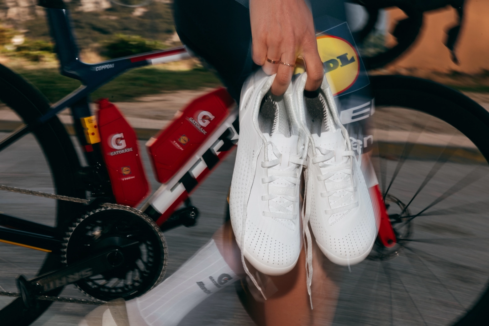 tk26-launch-rsl-laces-lifestyle-37