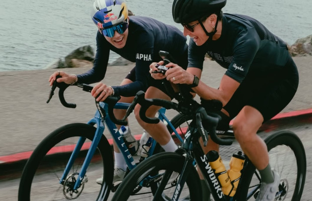 Quelle vélo choisirais-tu pour battre le record du tour du monde ? Voici celui de Lael Wilcox