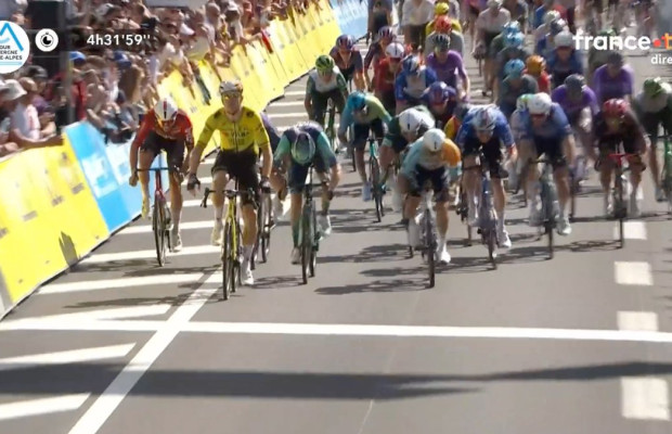 Sprint impecável e vitória para Wout Van Aert na etapa 5 do "Dauphiné"