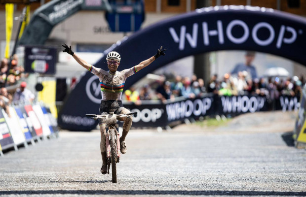 Exhibición de Jenny Rissveds en Leogang para lograr su primera victoria del año