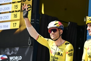 van aert herida codo