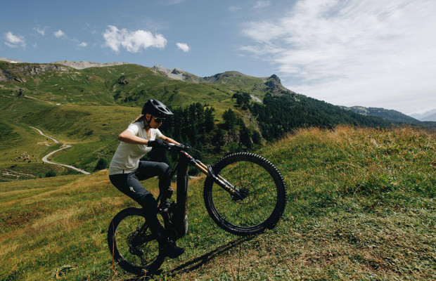 A Specialized quer que você experimente uma Levo: inicia uma grande campanha de testes de suas e-MTBs mais avançadas