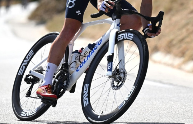 Le vélo Colnago Y1R de Paula Blasis a été volé en plein milieu de la Volta a Catalunya Femenina