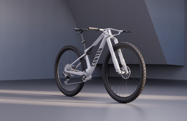 Canyon setzt bei seinem Lux Era auf 32-Zoll-Räder: eine extreme Vision des XC, bei der die Aerodynamik wichtiger ist als das Gewicht