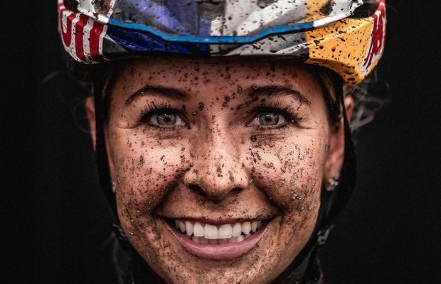 Qué se sabe sobre el nuevo proyecto de Emily Batty