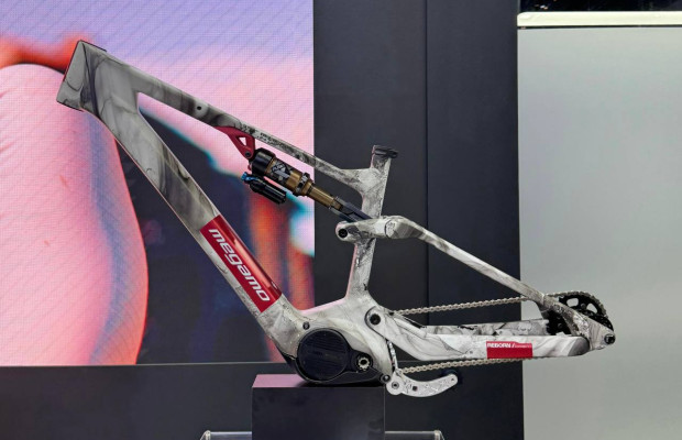 Megamo se apunta a las eBikes sin cassette ni desviador: así es la Reborn con motor Avinox MG Concept