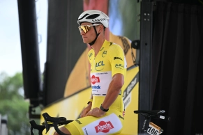 van der poel maillot amarillo tour 2026